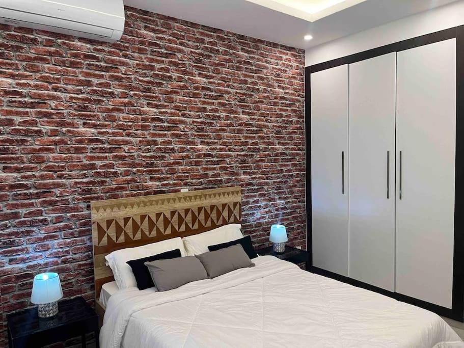 Luxueux Appartements - 2 Pieces Ou 4 Pieces - Quartiers Prises D'Almadies Et Ngor" Dakar Exterior foto