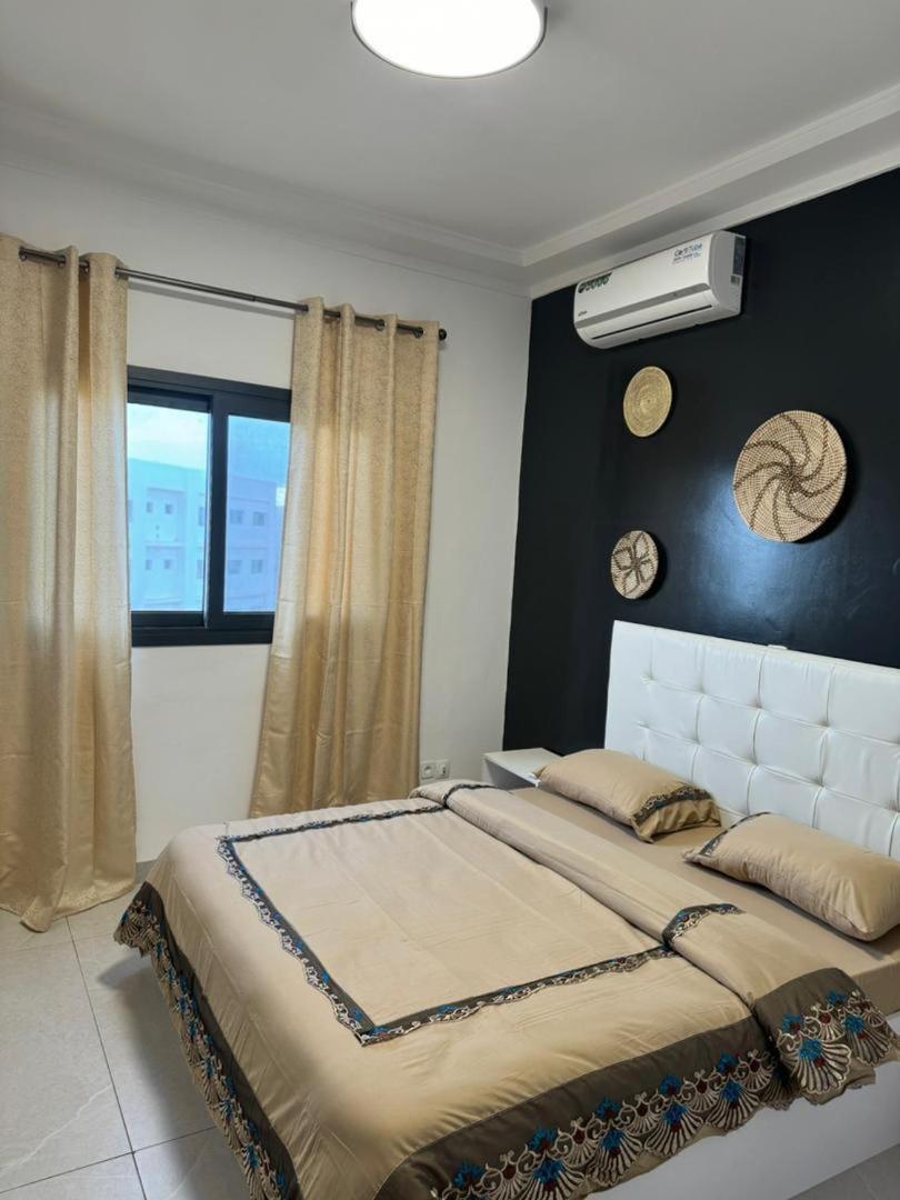 Luxueux Appartements - 2 Pieces Ou 4 Pieces - Quartiers Prises D'Almadies Et Ngor" Dakar Exterior foto
