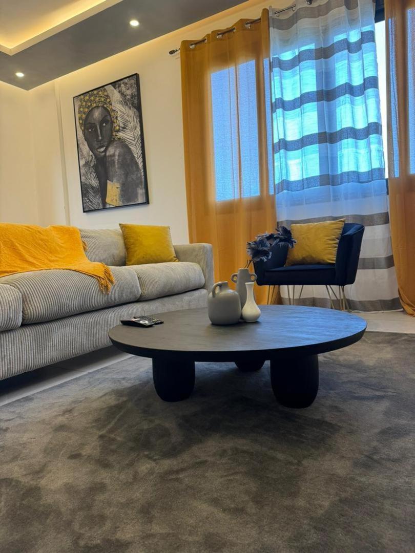 Luxueux Appartements - 2 Pieces Ou 4 Pieces - Quartiers Prises D'Almadies Et Ngor" Dakar Exterior foto