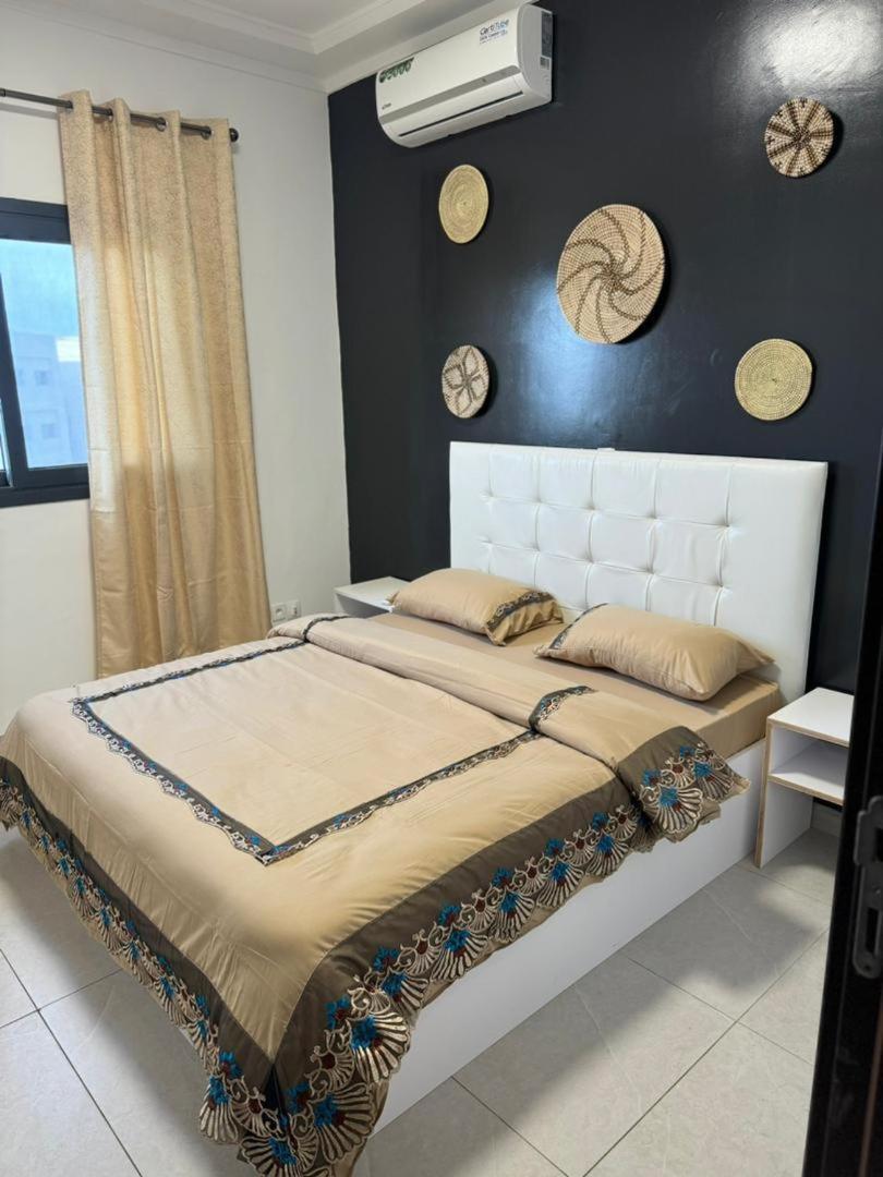 Luxueux Appartements - 2 Pieces Ou 4 Pieces - Quartiers Prises D'Almadies Et Ngor" Dakar Exterior foto