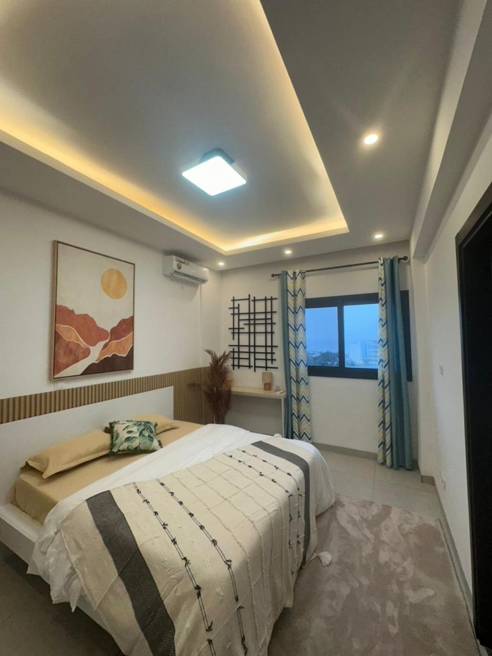Luxueux Appartements - 2 Pieces Ou 4 Pieces - Quartiers Prises D'Almadies Et Ngor" Dakar Exterior foto